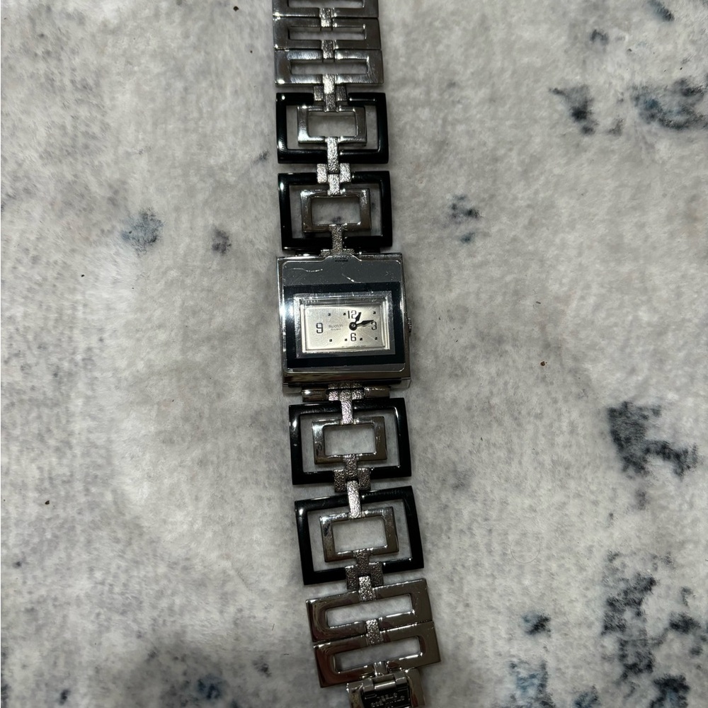 NWT Swatch Irony Lady Square Poesie Aussi Watch